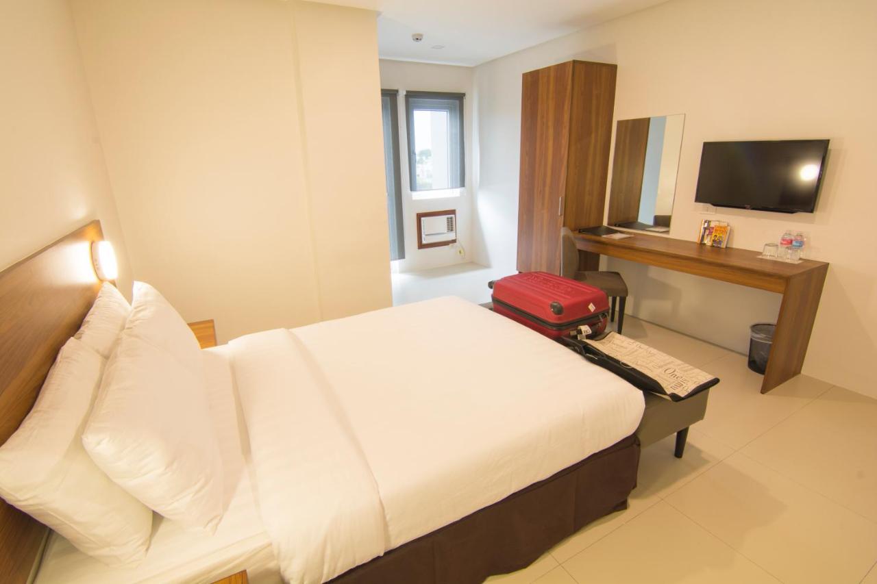 Mango Suites Cauayan Cauayan City (Cagayan Valley) Exterior foto